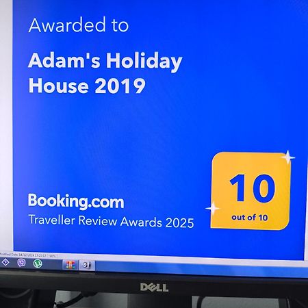 Adam'S Holiday House 2019 Karianí Exterior foto