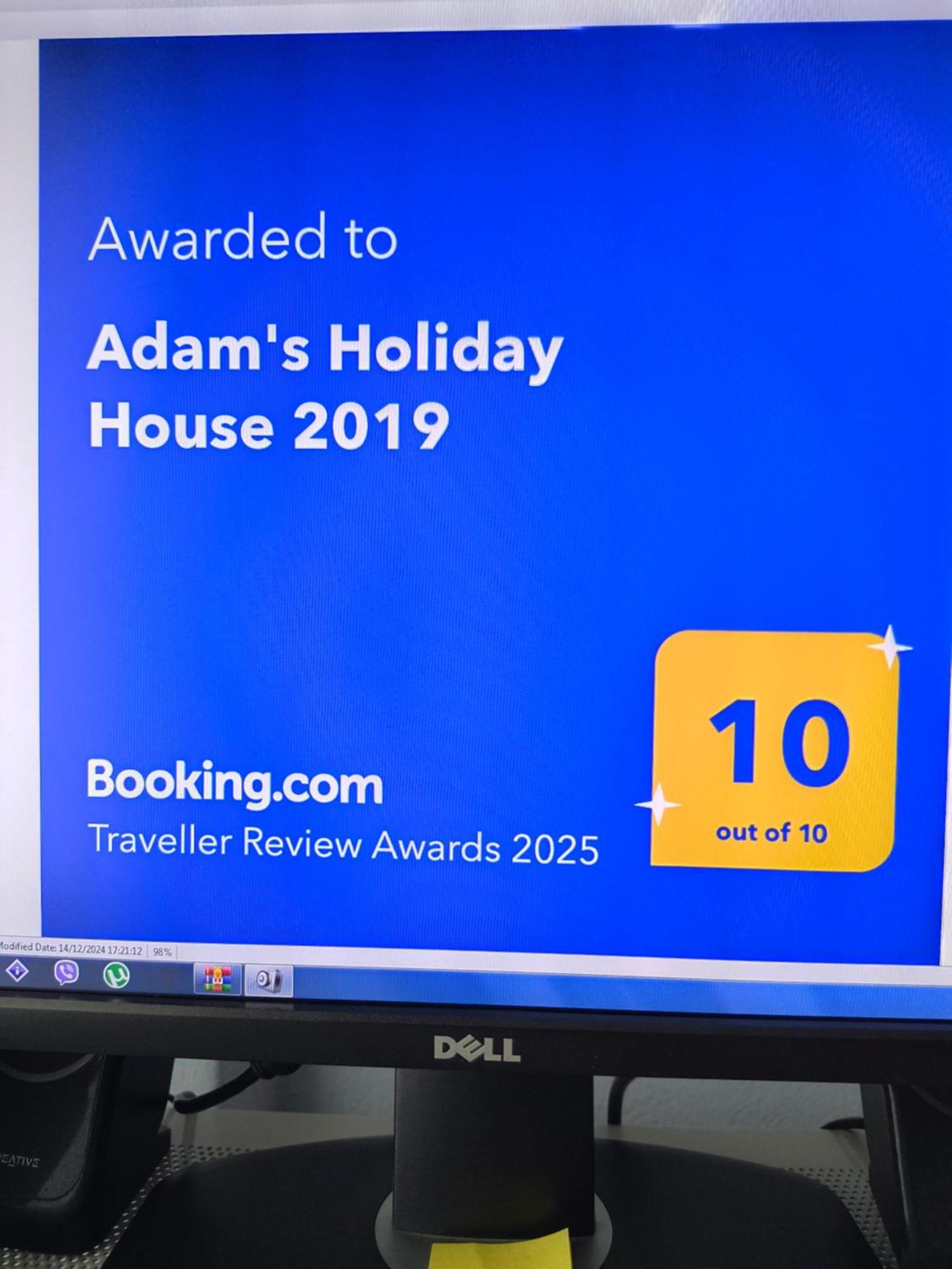 Adam'S Holiday House 2019 Karianí Exterior foto